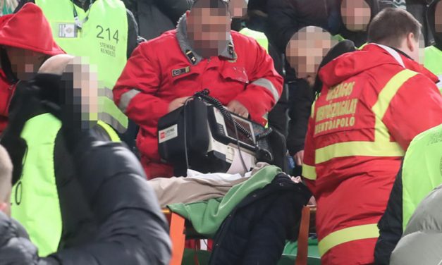 A tűzoltók mentették meg egy buszvezető életét Debrecenben