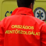 50 éve menti az emberéleteket az orvoslegenda: a 75 esztendős Golopecza Pált ünneplik a mentősök