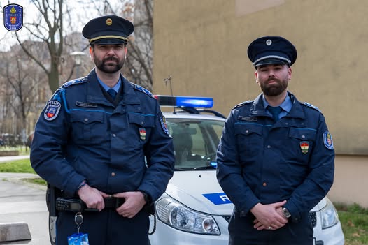 Hősiesen küzdöttek, megmentették a 17 éves fiú életét a rendőrök
