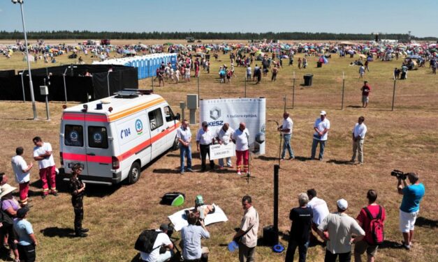 Megkérdeztük a mentőket, hogy tényleg telefonon kérnek-e pénzt eszközökre a lakosságtól