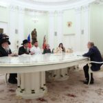 Putyin elárulta, miként lehet kiszabadítani a túszokat