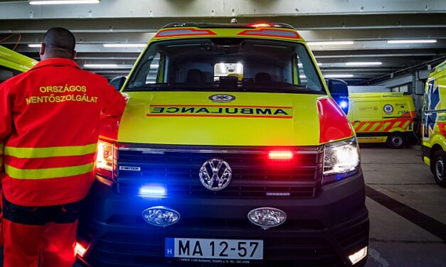 „Köszönöm, hogy akkor is maradtak, amikor más talán továbbment volna” – megható levelet kaptak a mentősök