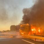 Lezárták az M3-as egy szakaszát, tűzoltók siettek a helyszínre