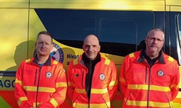 Sietett a világra Zétény – a mentősök segítettek neki megszületni!