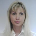 Sötétebb a valóság, mint hittük: súlyos részletek az emberölés miatt keresett modellarcú nőről