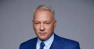 Összeomlott a Blaha Lujza téren Balogh Levente! A mentők vitték el