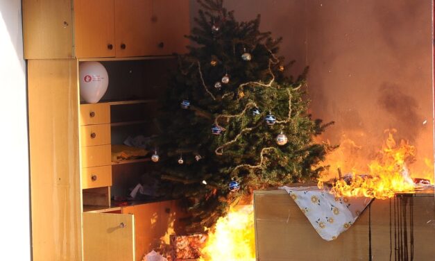 A tűzoltóság biztonsági tanácsai: így előzhetők meg az adventi lakástüzek