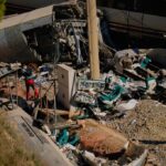 Újabb katasztrófa Spanyolországban, két vonat is kisiklott kedd este