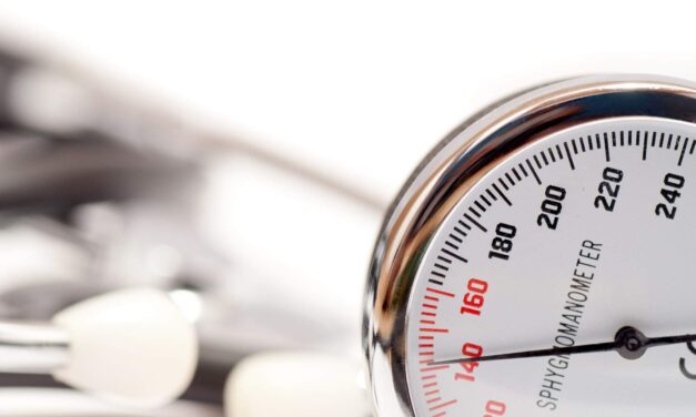 Életet mentettek a mentők – levélben mondott köszönetet a magas vérnyomásos beteg