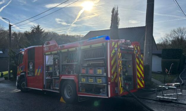 Kettős tragédiával végződött a háztűz – Feleségével együtt halt meg David Bowie kedvenc zenésze