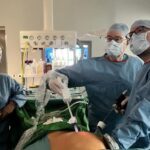 Két házaspár részvételével megható csodaműtétet végeztek Pécsett