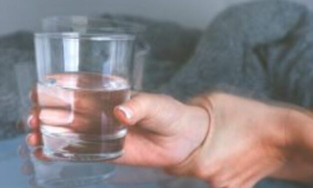 Betiltotta az Európai Bizottság, most kiderült: Parkinson-kórt okozhat a népszerű növényvédő szer