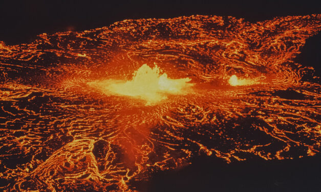 Kőeső zúdult Hawaiira, nyolc órán át záporoztak a bazaltdarabok