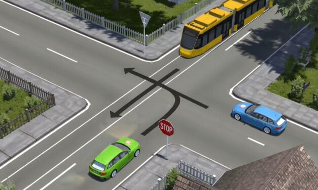 Rengeteg sofőrt félrevezet ez a kereszteződés: bevághatsz a villamos elé?