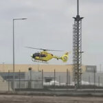 Mentőhelikopter érkezett ki a debreceni CATL-hez, a helyi tiszás jelölt szerint a magasból lezuhant egy munkás