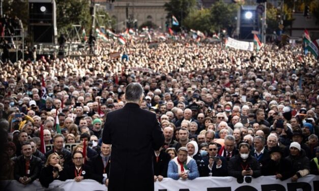 Orbán Viktor: Találkozunk március 15-én a Békemeneten és utána a Kossuth téren + videó