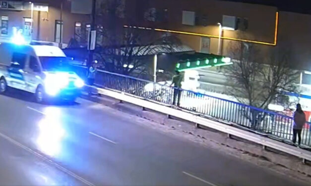 Látták átmászni a korláton az öngyilkosságot tervező férfit – videó, 18+