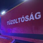 Hajszálon múlt a tragédia: unokáikkal menekültek az égő házból Pomázon