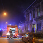 Tűz ütött ki egy budapesti társasházban az éjjel – A mentőket is a helyszínre riasztották