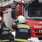 Társasházban csaptak fel a lángok Debrecenben, azonnal rohantak a tűzoltók