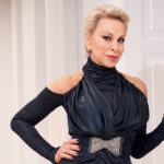 A 77 éves Ungár Anikó külsején beájulunk: modellként tündökölt a friss képen