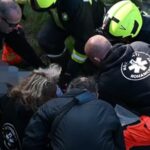 Négy méter magasságból zuhant a rakpart köveire egy nő – Videón a mentés