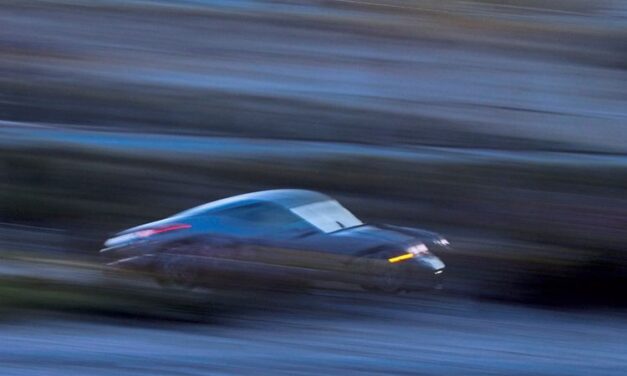 Osztrák politikus Porschéját foglalta le a rendőrség gyorshajtás miatt