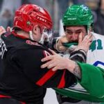 Elszabadult a pokol a jótékonysági meccsen, a szeretet jegyében ütötték egymást a zsaruk és a tűzoltók