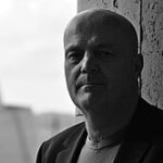 Egyetlen pillanat alatt dobta el a biztos jövőjét a lépcsőházban