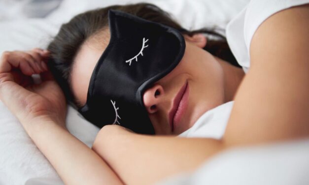 Csendben rombolja a szemed a monitor: ezért fáj, ég és homályosodik el a látásod a képernyő előtt