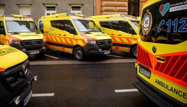 Négy embert gyanúsítottak meg Gálvölgyi János rosszullétének ügyében – videó