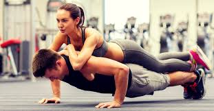 Ennyi fekvőtámaszt kellene tudnia életkoronként – Ön hol tart?