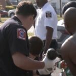 Egy parkolóban történt meg a szülés, a tűzoltók siettek a baba segítségére