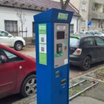 Sok autós nem tudja, ingyenes lesz a parkolás: mutatjuk, hol nem kell fizetni a hosszú hétvégén Budapesten