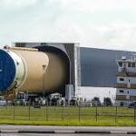 Ez a brutális uszály szállítja a NASA űrrakétáit