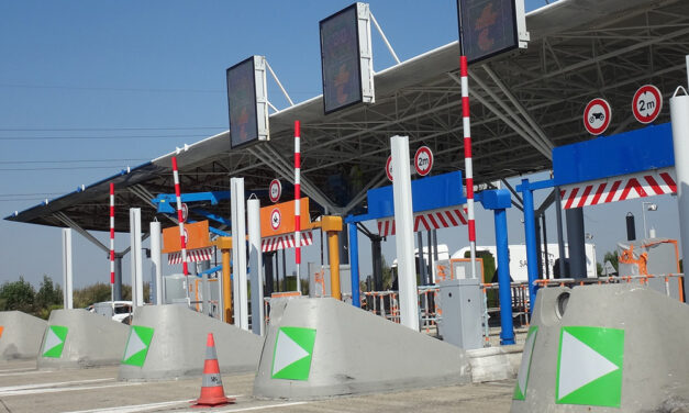 Kamu fizetőkapuval húzták le az autósokat másfél éven át – 250 milliót kerestek az áldozatokon