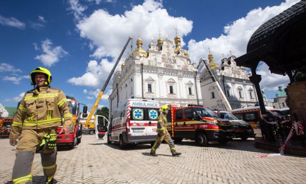 Kettős orosz csapás tizedelte a mentőalakulatokat Harkivban