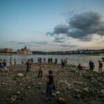 Annyira alacsony a Duna vízállása, hogy a szállodahajók nem tudnak eljutni Budapestre