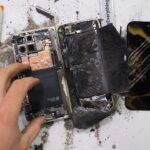 Komoly bajt okozott a telefon akkumulátor – Lakástűz volt Egerben a Maklári hóstyán