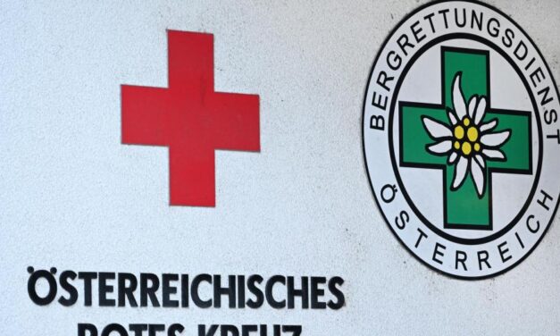 Felszerelés nélkül, részegen mászott meg három csúcsot egy 57 éves férfi… lefelé már a mentők hozták