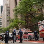 Leomlással fenyegettek a felső szintek, ezért kiürítettek egy toronyházat New Yorkban