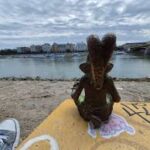 Meditáló nyúl lett Budapest legújabb Kolodko-miniszobra