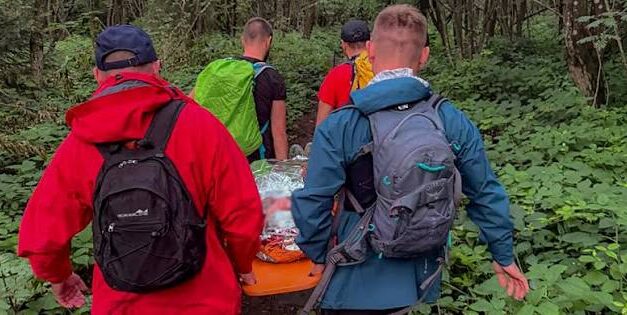 Hegyi mentők segítettek egy megsérült turistán a Munkácsi járásban