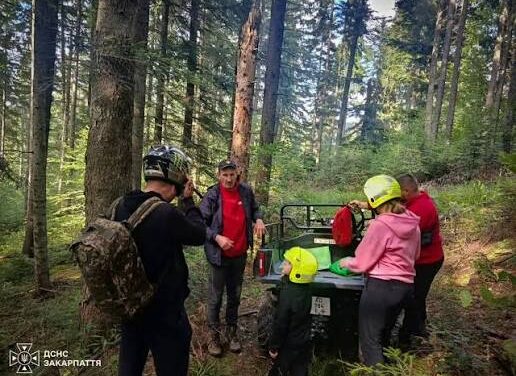 Hegyi mentők segítettek egy 18 éves turistán a Rahói járásban