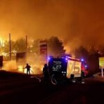 Aggasztó fordulat a horvátországi tűzvésznél, hajnalban ismét terjedni kezdtek a lángok