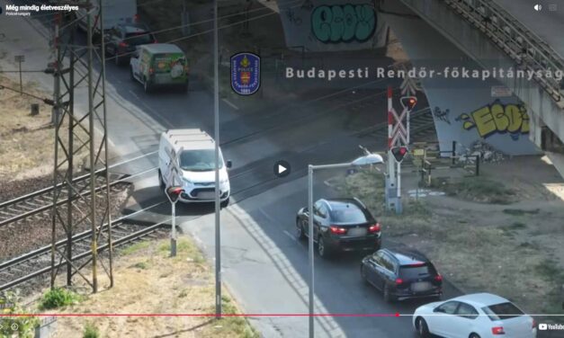 Döbbenetes a drón felvétel, hogy miért kockáztatják az emberek az életüket – videó