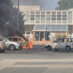 Fáklyaként égtek az autók Budapesten egy orvosi rendelő előtt