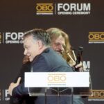 Schmidt Mária szerint csak a pénz érdekli Mándoki Lászlót, akit Bayer Zsolt szarjankónak nevezett