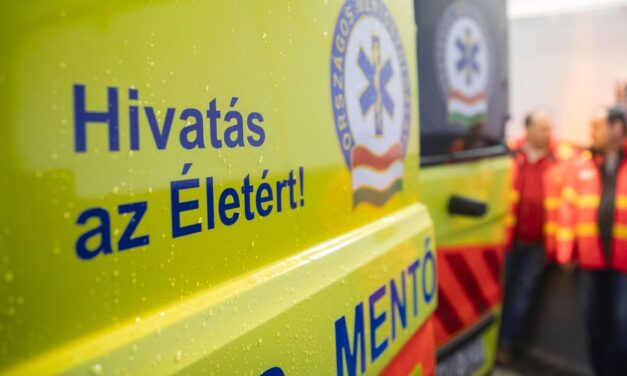 Olyan dolgot tett egy nyíregyházi mentős a gyermekkel, hogy az anyja nem hagyta szó nélkül