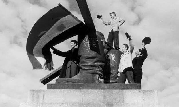 Miért bukott el 1956 – és miért nem veszett el?